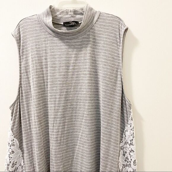 Suzanne Betro Sleeveless Striped Lace Panel Mock Neck Top - Size 2X - Picture 2 of 6